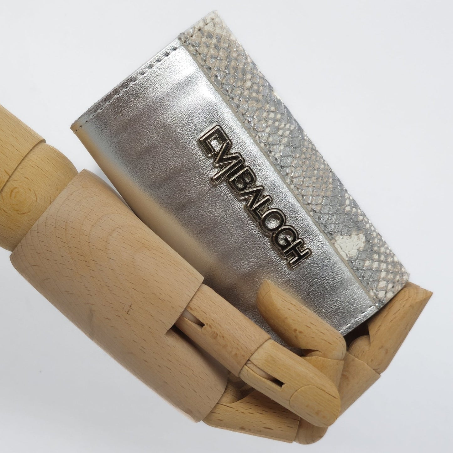 Bőr dupla olló tok, ollótok, egyedi tok, műköröm, tanfolyam, oktatás, gell lakk, műköröm oktatás, technikai tanfolyam, műköröm továbbképzés, bőrtok, bőr tok, egyedi bőr tok, bőr frézer tok, csiszolófejtok, csiszolófej, frézer, kígyóbőr, kígyó