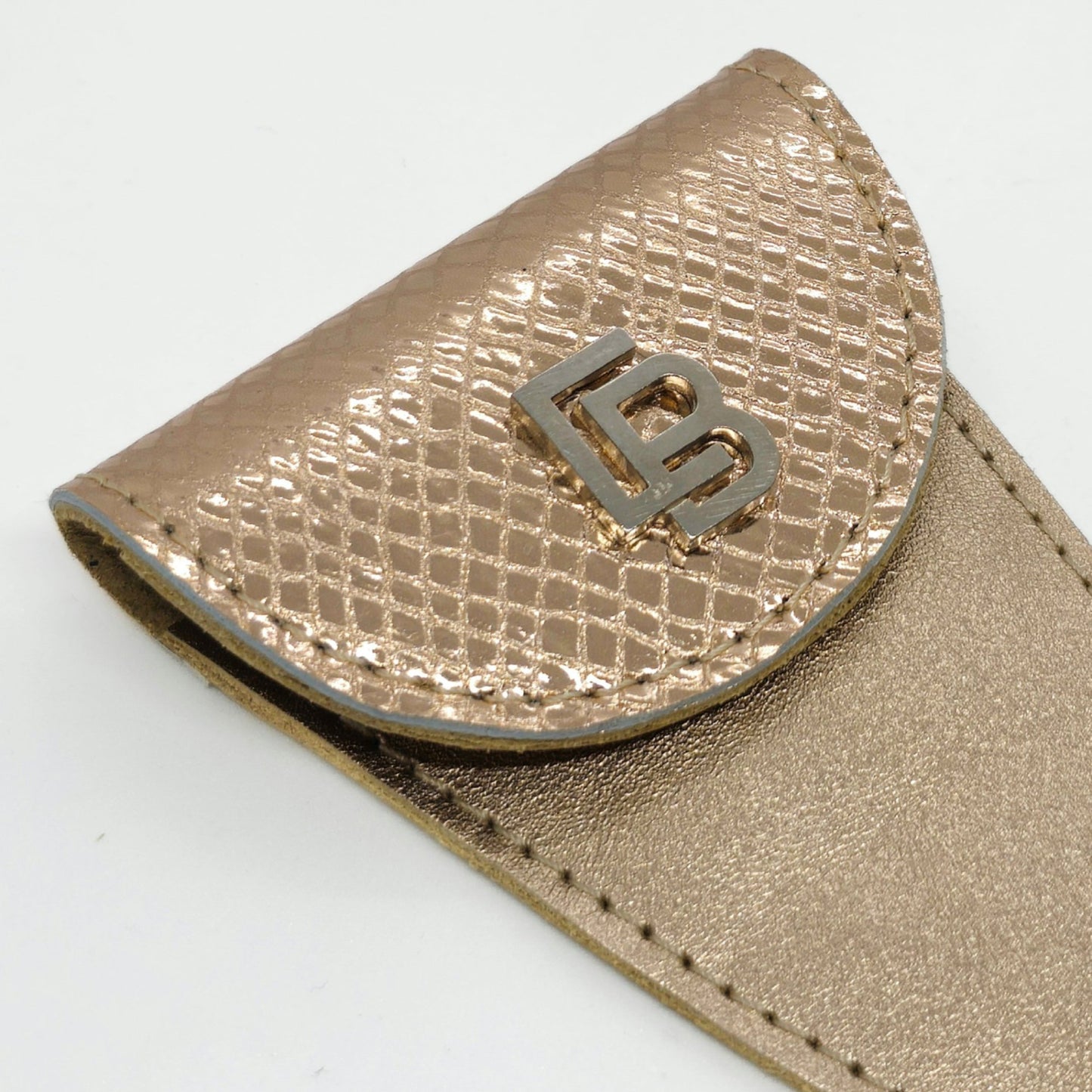 dupla olló tok, rose gold bőr, kígyó mintás bőr, egyedi tok, műköröm oktatás, műköröm tanfolyam, egyéni oktatás, frézer tok, csiszolófej tok